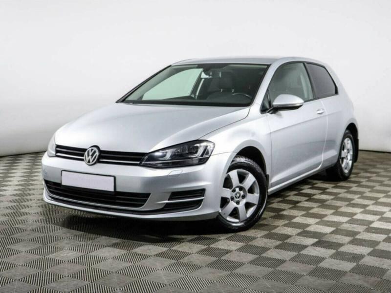 Volkswagen Golf, VII 2015 с пробегом 85 333 км.