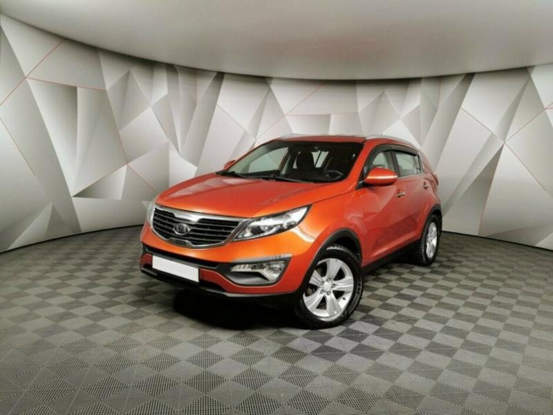 Kia Sportage, III 2010 с пробегом 120 000 км.