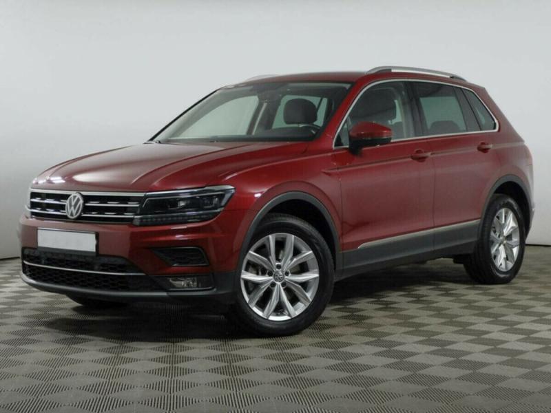 Volkswagen Tiguan, II 2018 с пробегом 32 000 км.