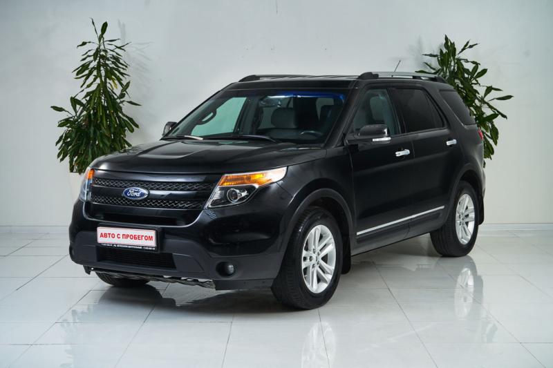 Ford Explorer, V 2013 с пробегом 95 000 км.