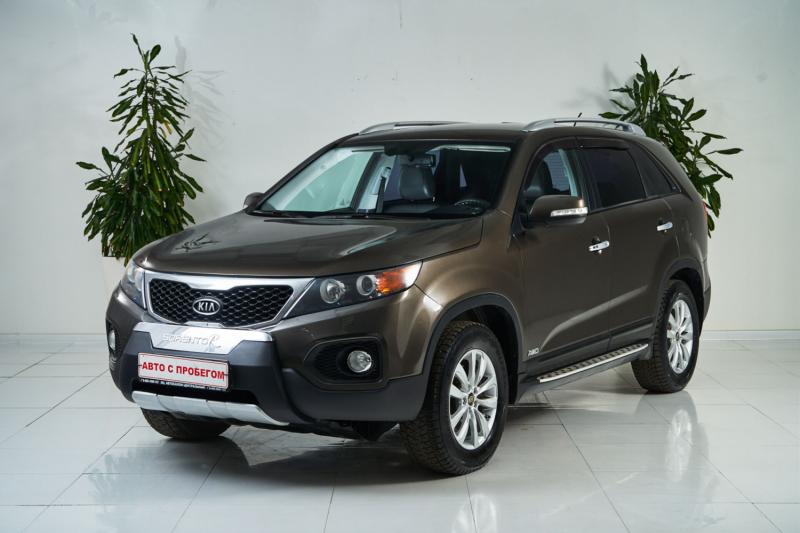 Kia Sorento, II Рестайлинг 2012 с пробегом 275 000 км.