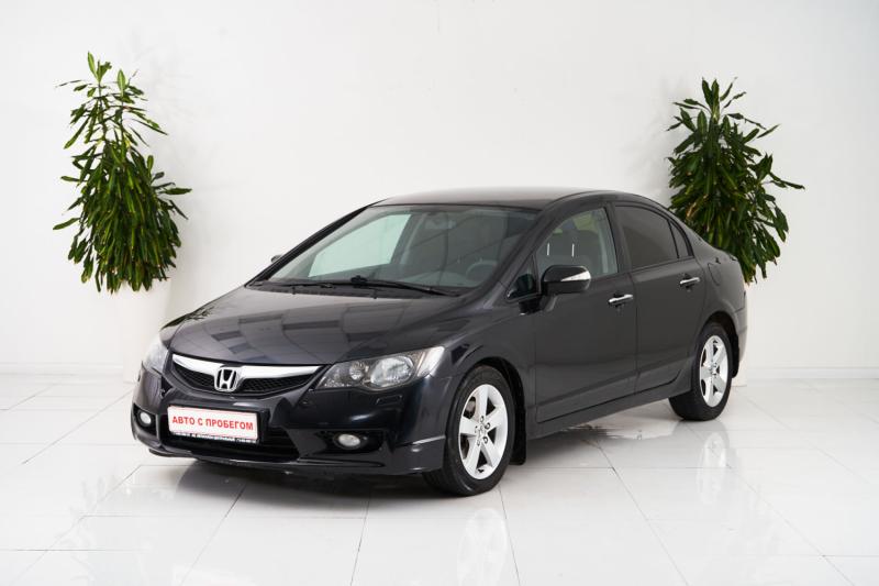 Honda Civic, VIII Рестайлинг 2010 с пробегом 108 000 км.