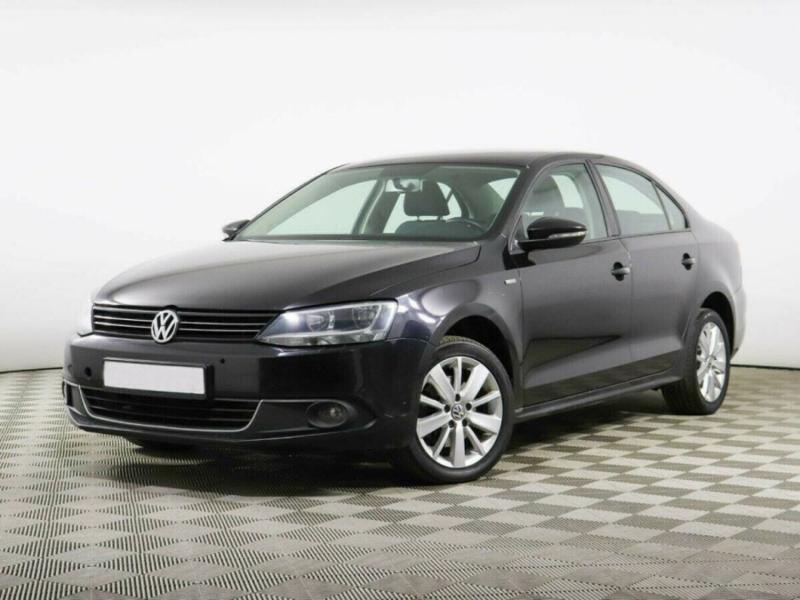 Volkswagen Jetta, VI 2014 с пробегом 129 000 км.