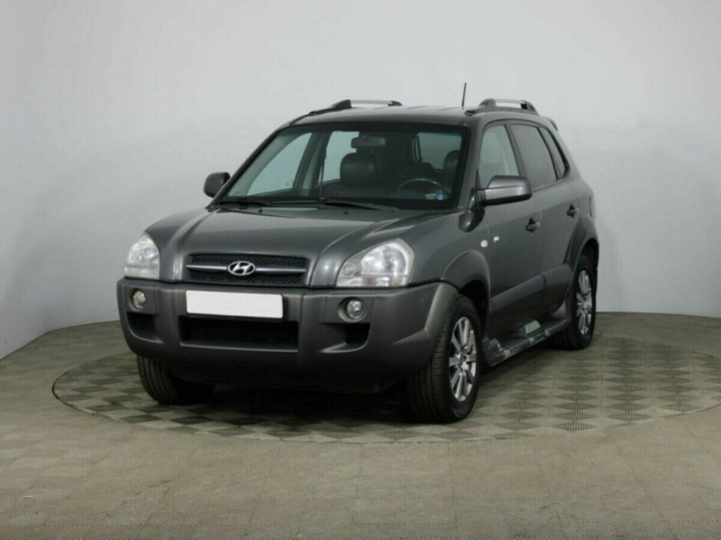 Hyundai Tucson, I 2008 с пробегом 133 000 км.