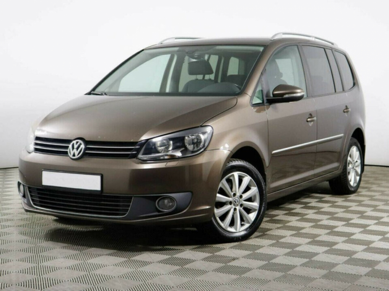 Volkswagen Touran, I Рестайлинг 2 2011 с пробегом 120 336 км.