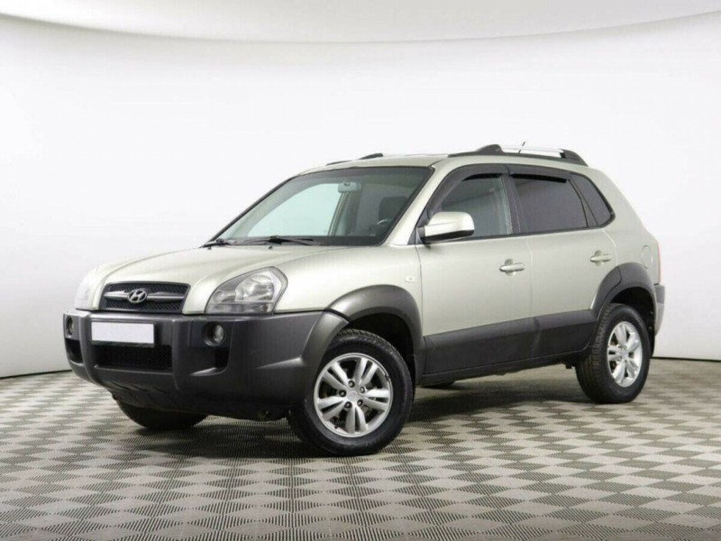 Hyundai Tucson, I 2008 с пробегом 145 000 км.