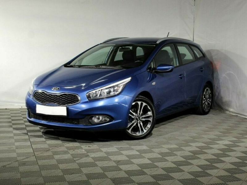 Kia Ceed, II 2014 с пробегом 89 644 км.