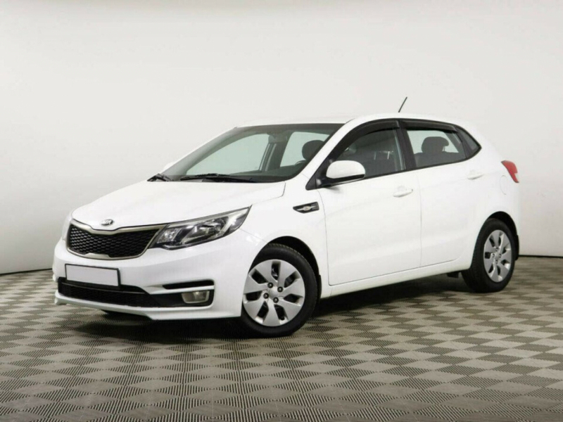 Kia Rio, III Рестайлинг 2016 с пробегом 76 000 км.