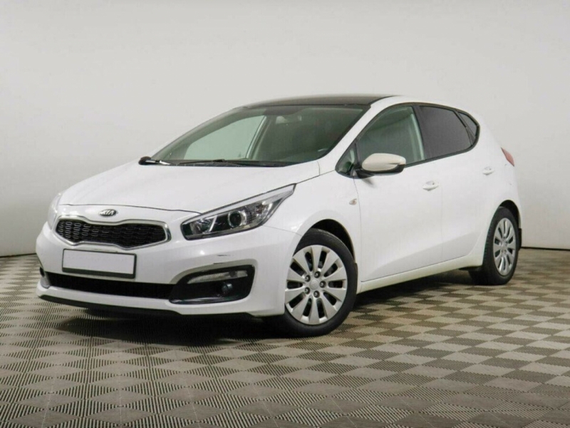 Kia Ceed, II Рестайлинг 2017 с пробегом 88 000 км.