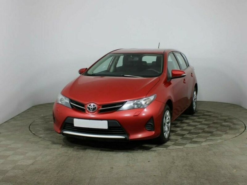 Toyota Auris, 2014 г.