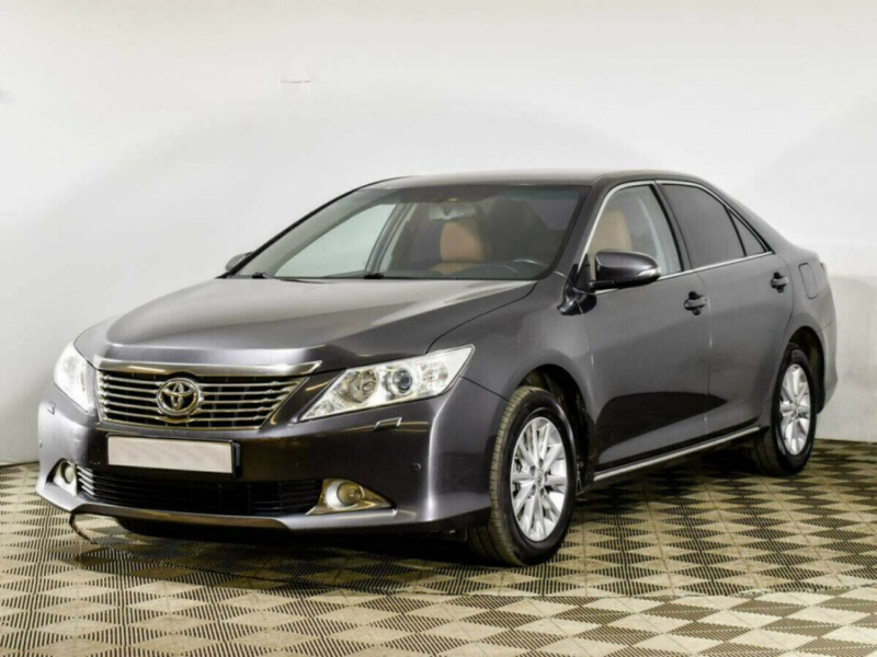 Toyota Camry, VII (XV50) 2012 с пробегом 116 000 км.