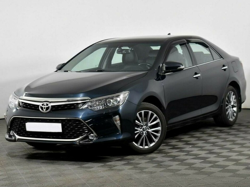 Toyota Camry, VIII (XV70) 2018 с пробегом 51 000 км.