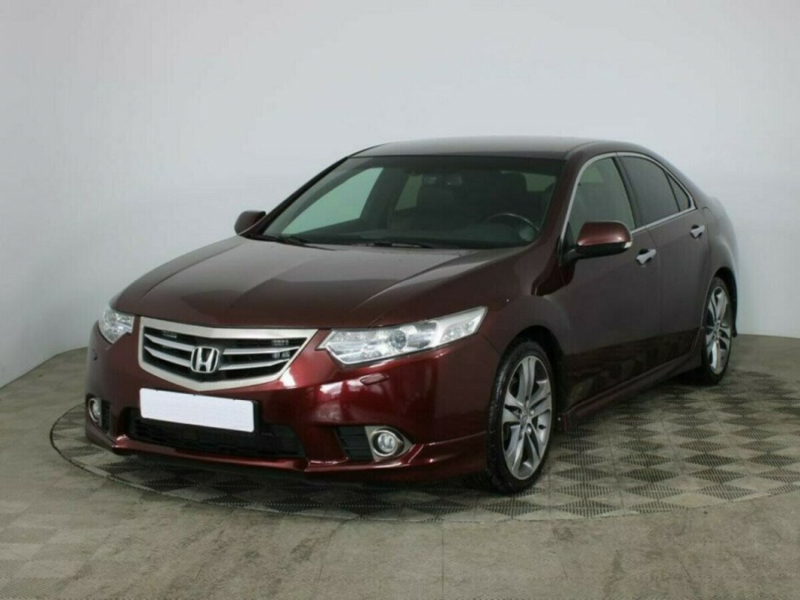 Honda Accord, IX 2012 с пробегом 122 000 км.