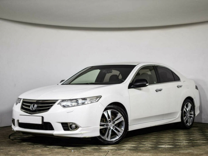 Honda Accord, IX 2012 с пробегом 123 440 км.