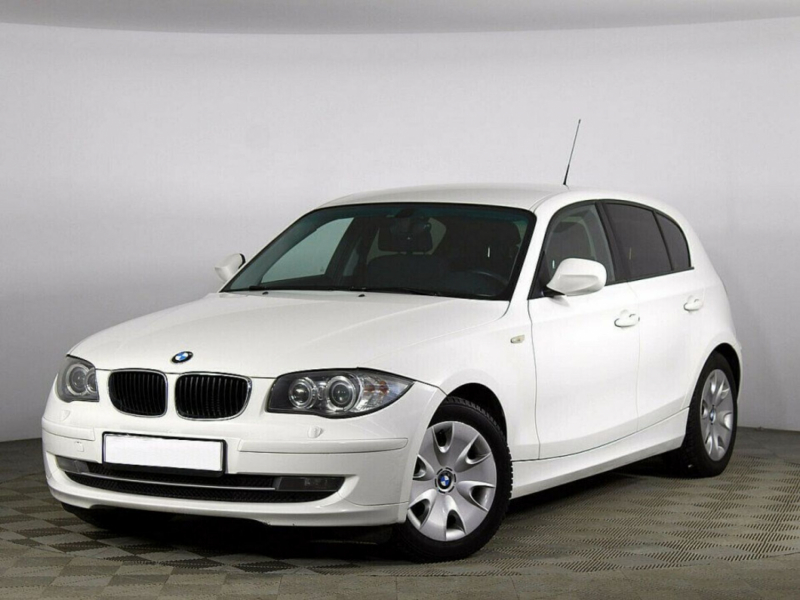 BMW 1 серии, II (F20/F21) 2011 с пробегом 118 600 км.