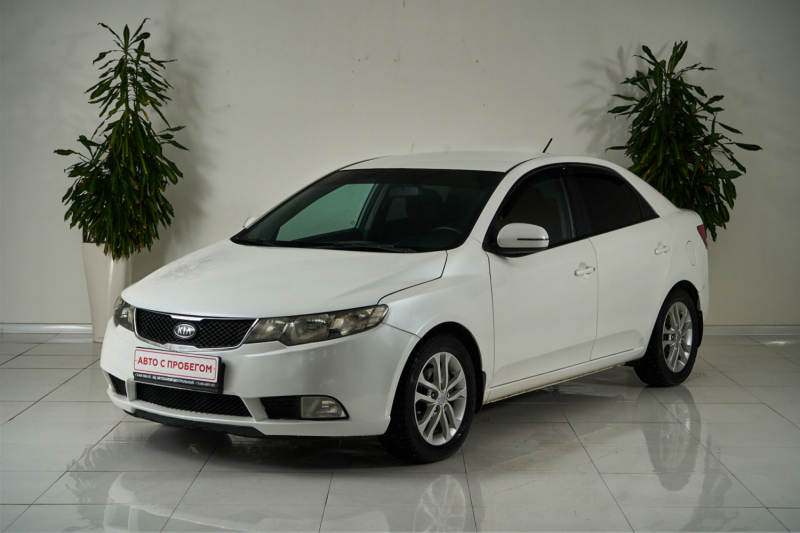 Kia Cerato, II 2012 с пробегом 76 000 км.