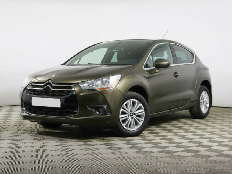 Citroen DS4 2013 с пробегом 95 000 км.