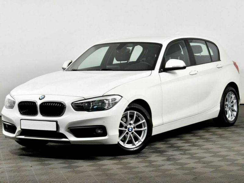 BMW 1 серии, II (F20/F21) Рестайлинг 2015 с пробегом 52 700 км.