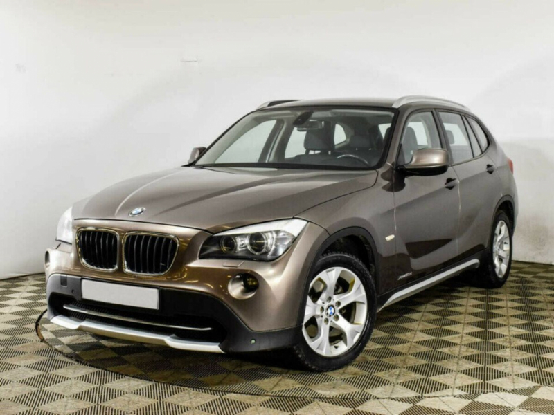 BMW X1, I (E84) Рестайлинг 2012 с пробегом 113 600 км.