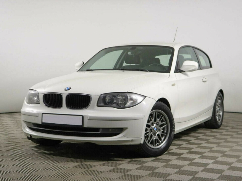 BMW 1 серии, II (F20/F21) 2011 с пробегом 122 200 км.