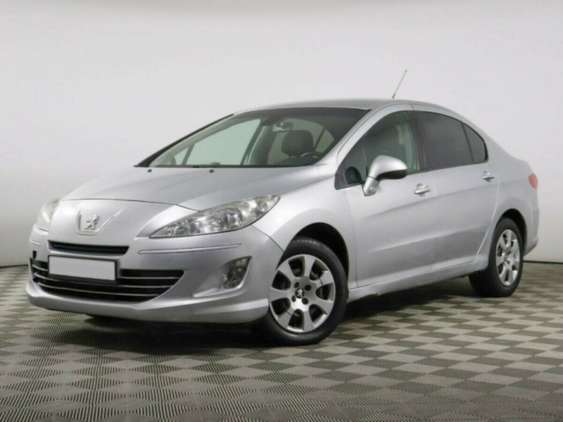 Peugeot 408, I 2015 с пробегом 88 000 км.