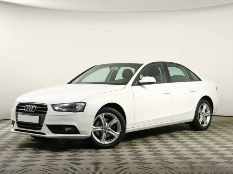 Audi A4, V (B9) 2015 с пробегом 71 000 км.