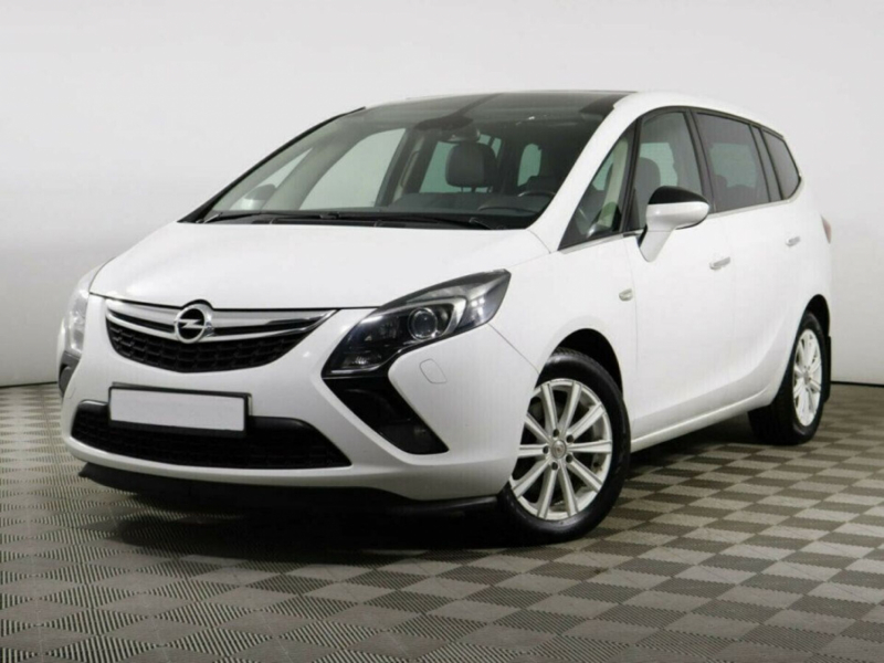 Opel Zafira, C 2013 с пробегом 108 000 км.