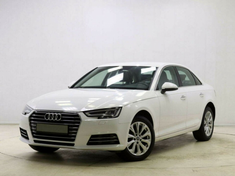 Audi A4, V (B9) 2017 с пробегом 47 000 км.