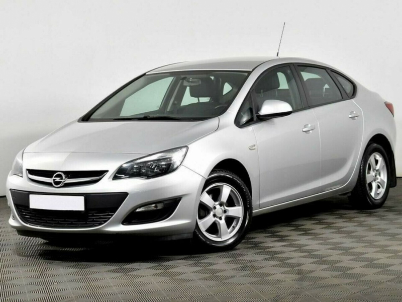 Opel Astra, J Рестайлинг 2014 с пробегом 88 800 км.