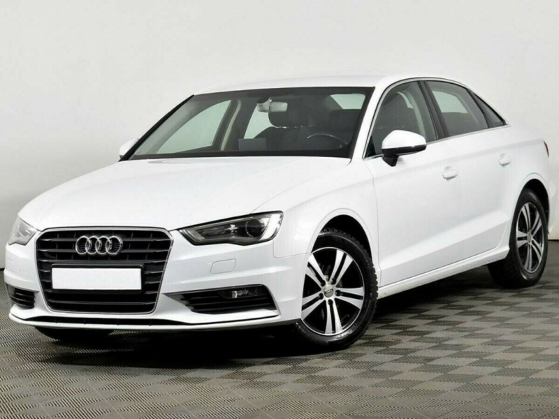 Audi A3, III (8V) 2015 с пробегом 81 400 км.