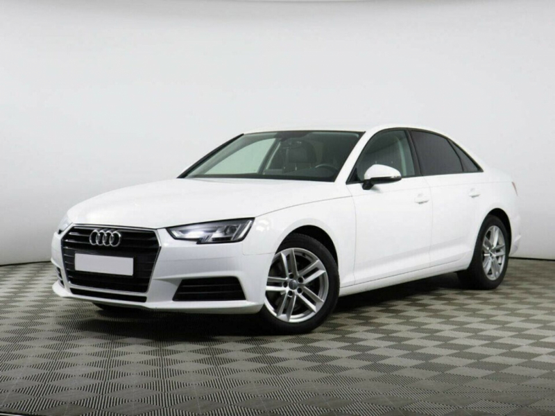 Audi A4, V (B9) 2019 с пробегом 16 800 км.