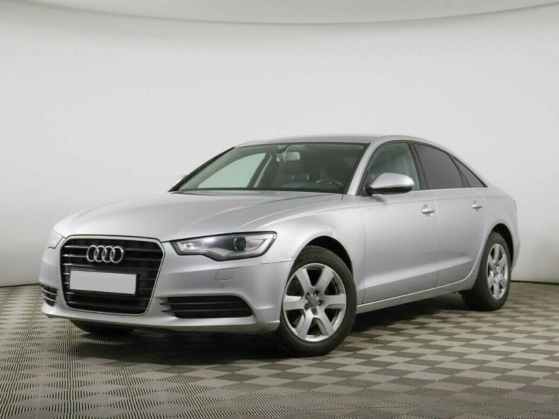 Audi A6, IV (C7) 2012 с пробегом 132 000 км.