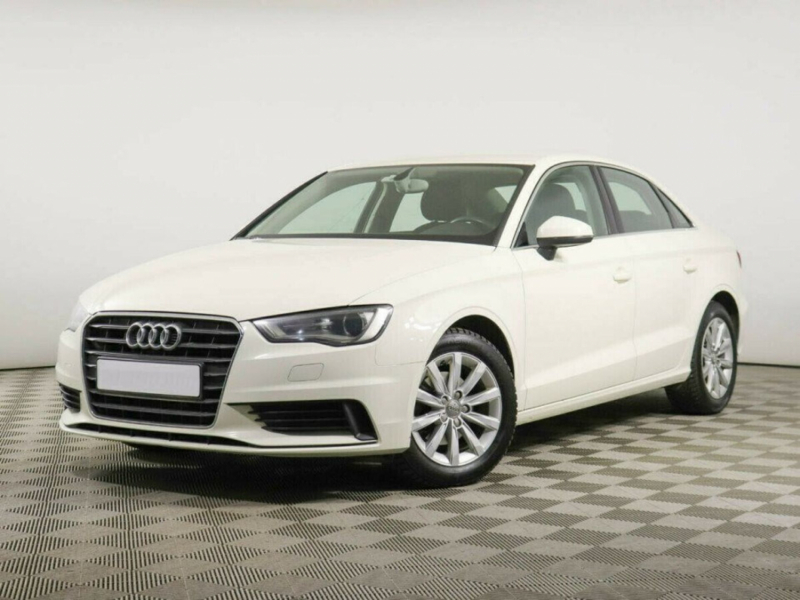 Audi A3, III (8V) 2013 с пробегом 105 600 км.