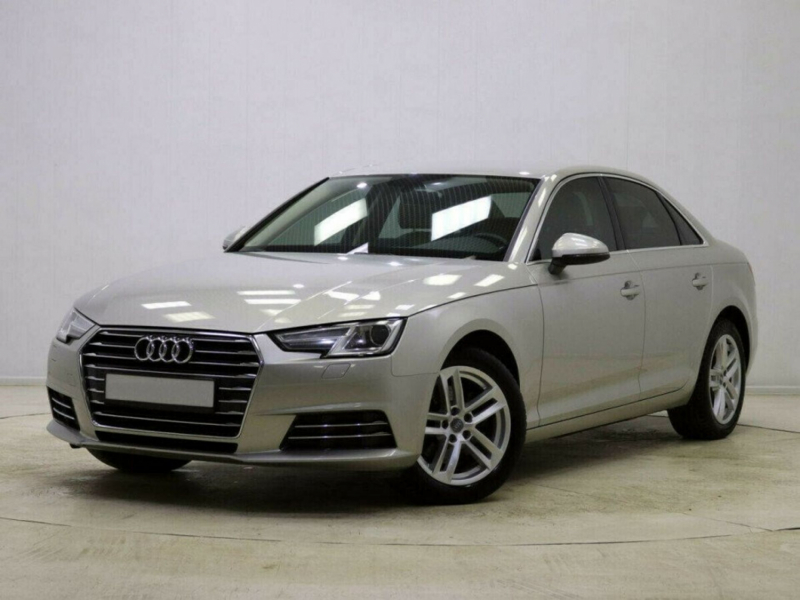 Audi A4, V (B9) 2015 с пробегом 63 000 км.