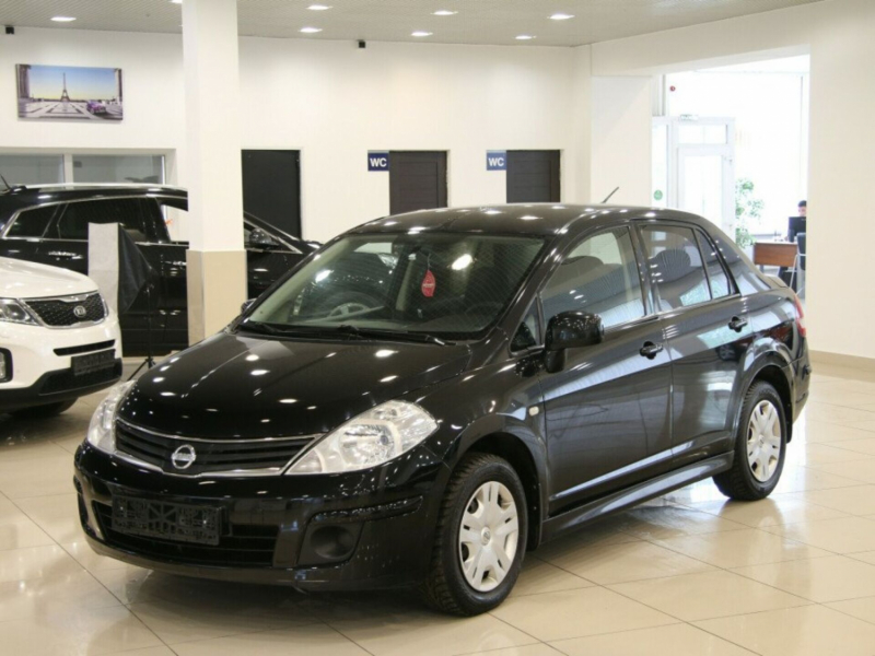 Nissan Tiida, I Рестайлинг 2013 с пробегом 82 000 км.