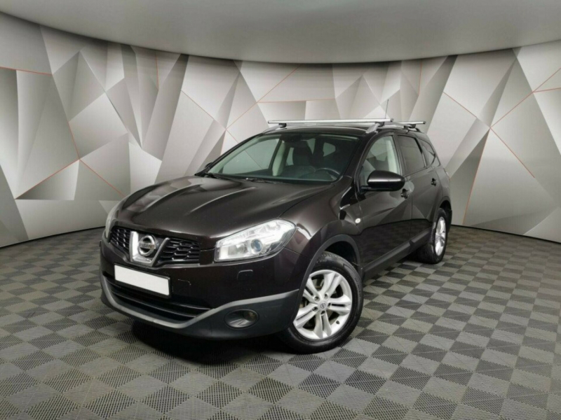 Nissan Qashqai, II 2013 с пробегом 95 000 км.