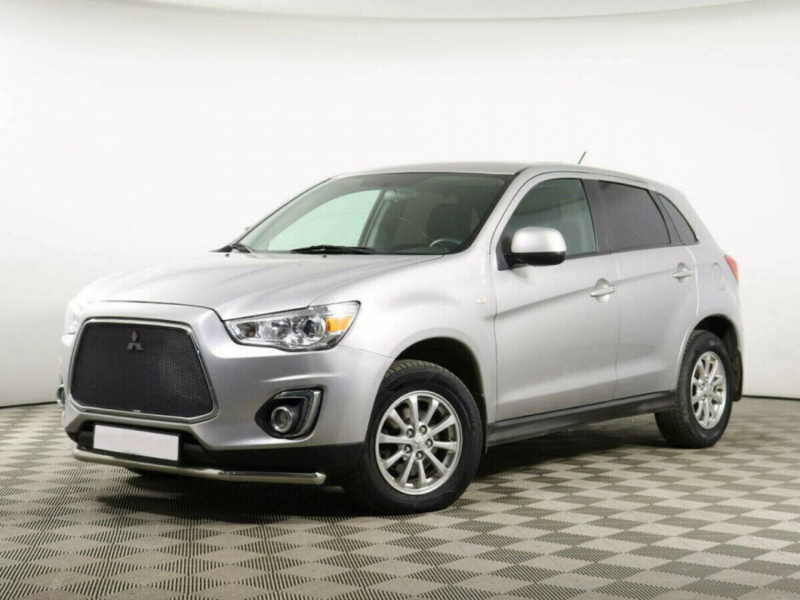 Mitsubishi ASX, I Рестайлинг 2015 с пробегом 95 000 км.