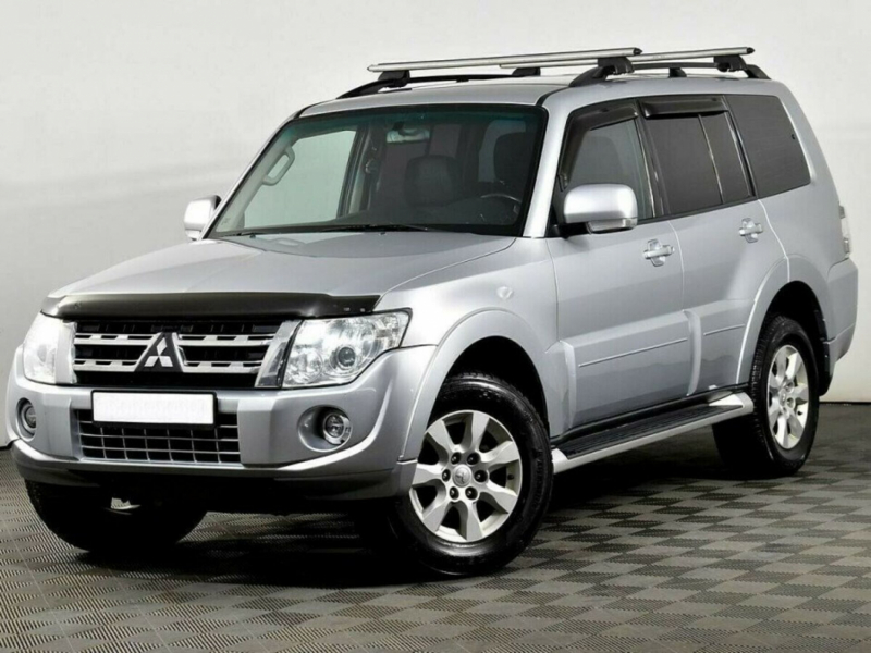 Mitsubishi Pajero, IV Рестайлинг 1 2011 с пробегом 125 000 км.