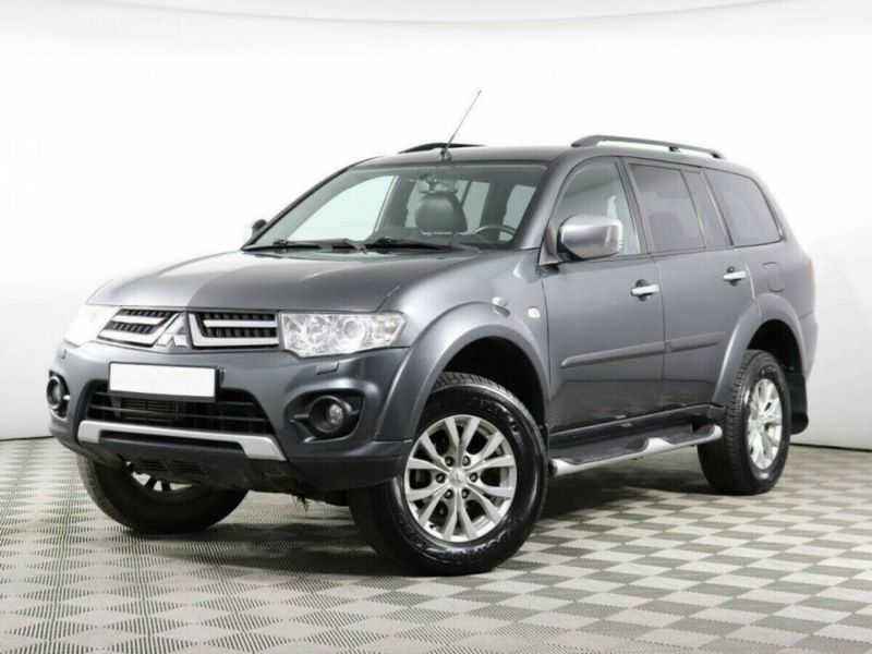 Mitsubishi Pajero Sport, III 2015 с пробегом 68 000 км.