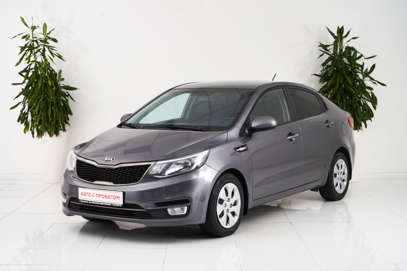 Kia Rio, III Рестайлинг 2015 с пробегом 45 000 км.