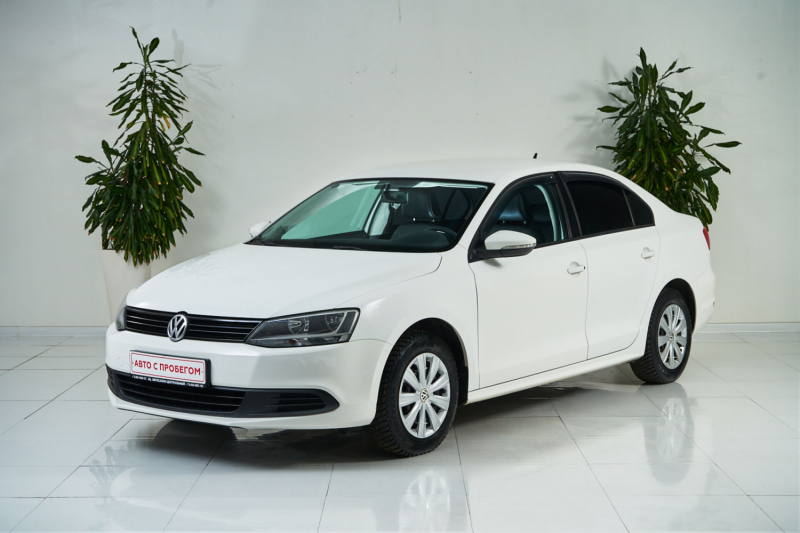 Volkswagen Jetta, VI 2014 с пробегом 119 000 км.