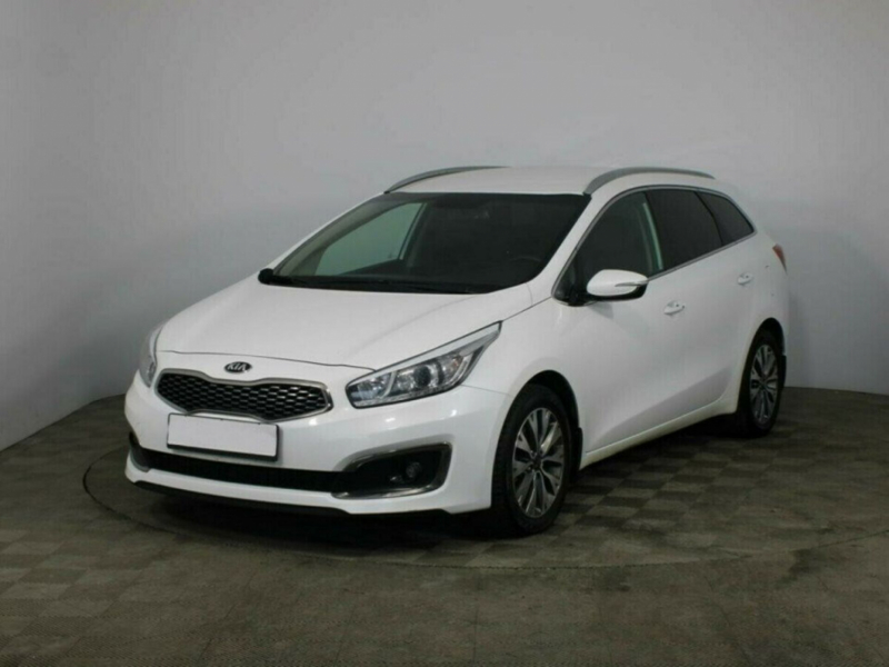 Kia Ceed, II Рестайлинг 2017 с пробегом 36 200 км.