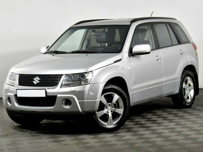 Suzuki Grand Vitara, II 2007 с пробегом 136 000 км.