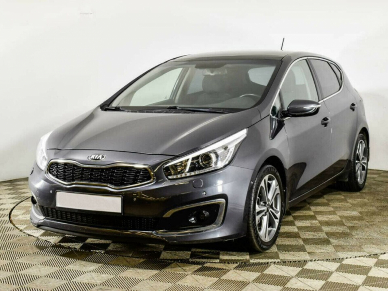 Kia Ceed, II Рестайлинг 2015 с пробегом 98 000 км.