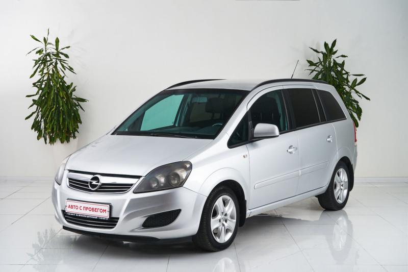 Opel Zafira, C 2012 с пробегом 86 000 км.