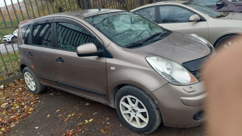 Nissan Note, I 2006 с пробегом 250 000 км.