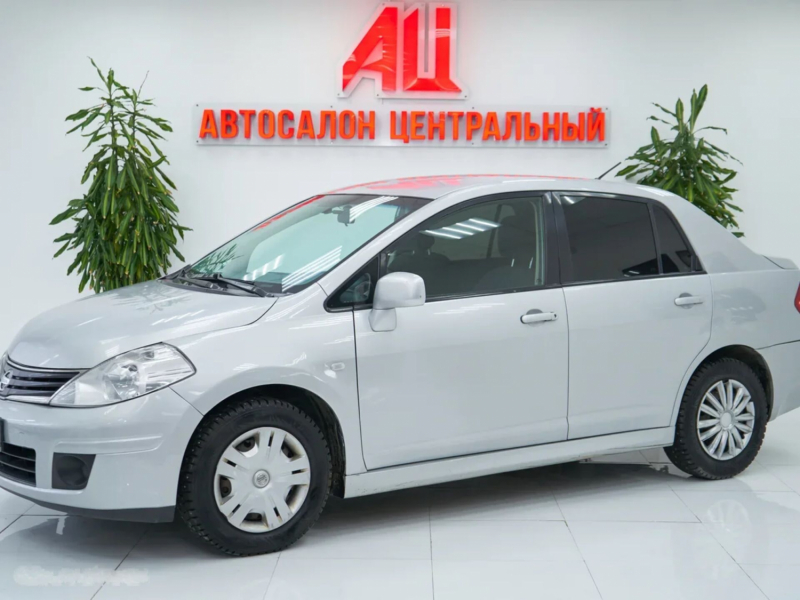 Nissan Tiida, I Рестайлинг 2011 с пробегом 290 000 км.