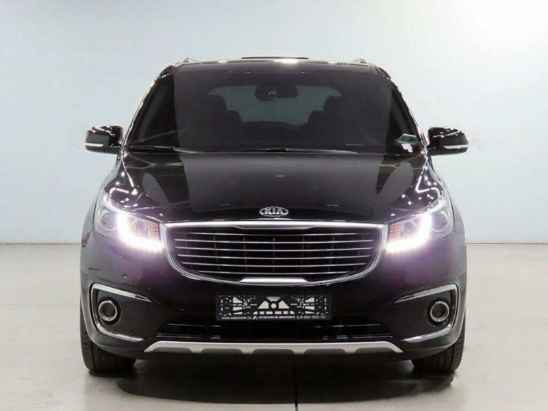 Kia Carnival, III 2018 с пробегом 71 350 км.