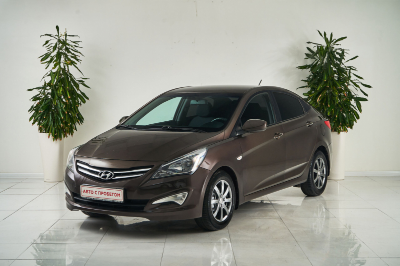 Hyundai Solaris, I Рестайлинг 2014 с пробегом 45 000 км.