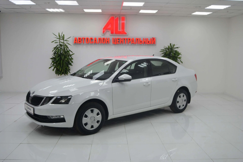 Skoda Octavia, III (A7) Рестайлинг 2019 с пробегом 37 000 км.